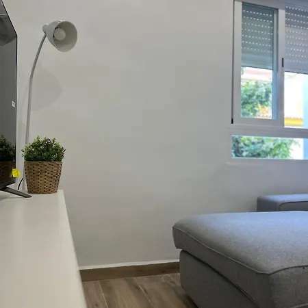 Escanuela Apartment *